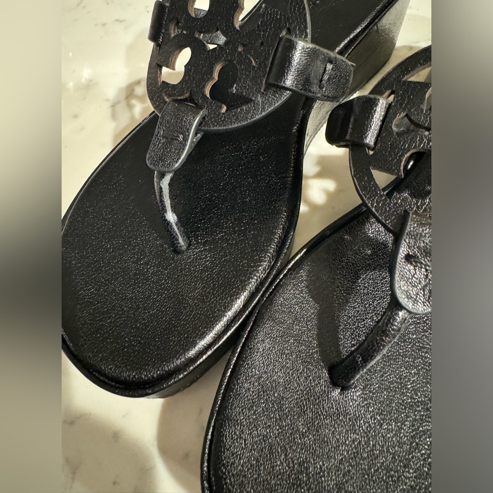 TORY BURCH Women's Miller Wedge Sandal NWOT - Picture 16 of 16